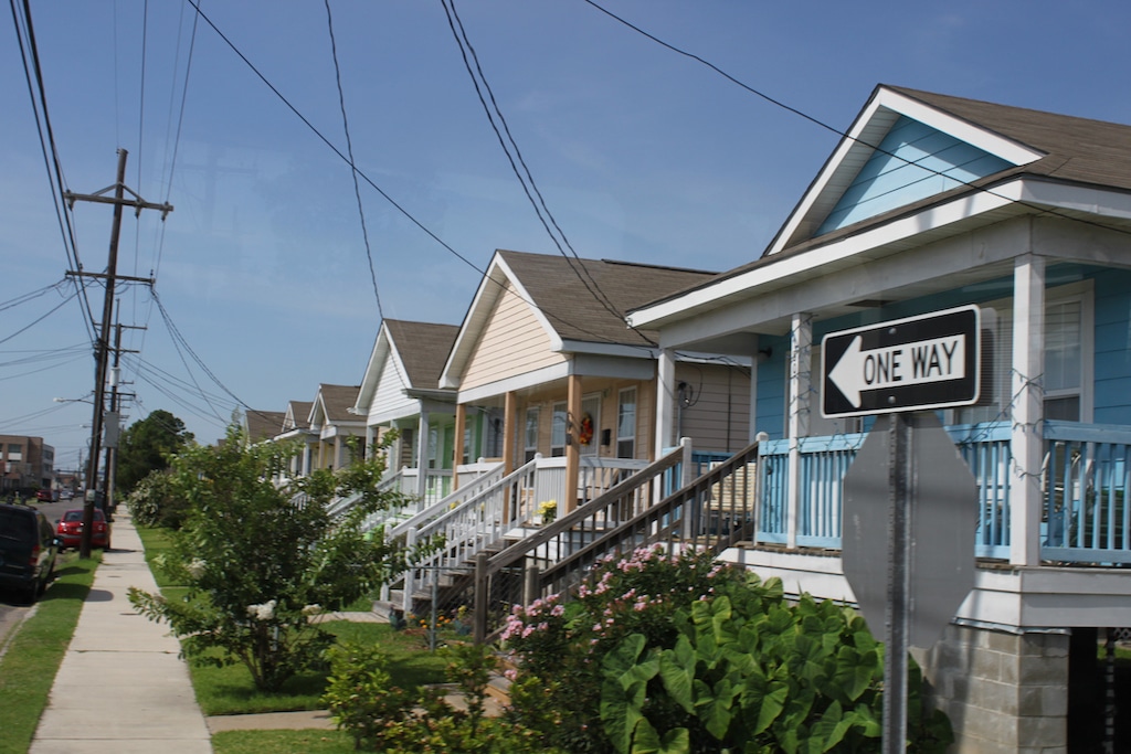 Homes on residential street of New Orleans. 